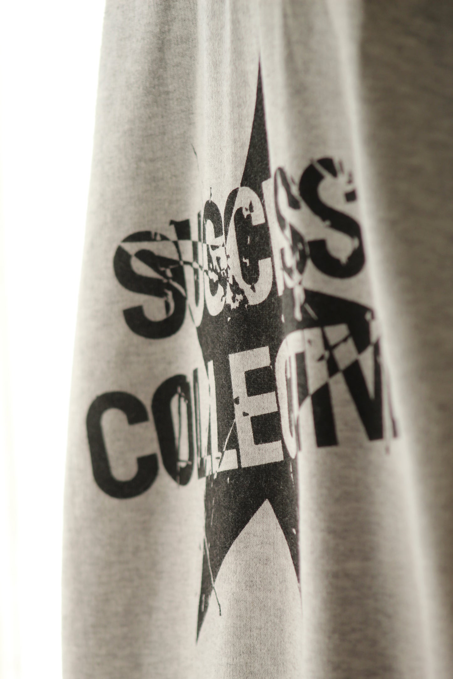 BROKEN SPARK HOODIE